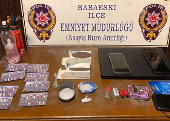 Çiğ köfte aldıktan sonra cüzdanını düşürdü, güvenlik kamerasını izleyince şoke oldu