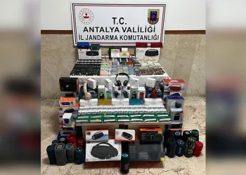 Ankara’daki kaçakçılık operasyonunda 3 tonu aşkın nargile tütünü ele geçirildi