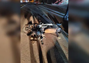 Sokakta tüfekle rastgele ateş açtı: Yakalanma anı kamerada