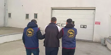 Eyüpsultan’da eşi tarafından silahla vurularak öldürülen kadın son yolculuğuna uğurlandı