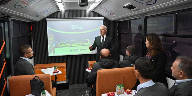 BURULAŞ’tan otobüs şoförlerine özel eğitim