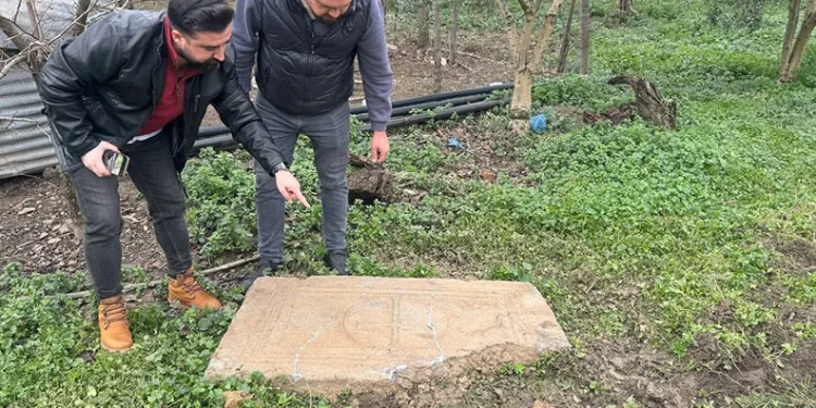 Bursa’da tarlayı sürerken Lahit bulundu