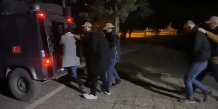 3 ilde DEAŞ operasyonu