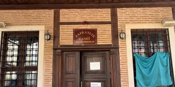 Bursa’da 6 asırlık caminin ses sistemi çalındı