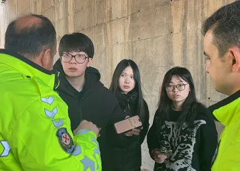 Eyüpsultan’da eşi tarafından silahla vurularak öldürülen kadın son yolculuğuna uğurlandı