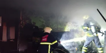 Çıkan ev yangını korkuttu