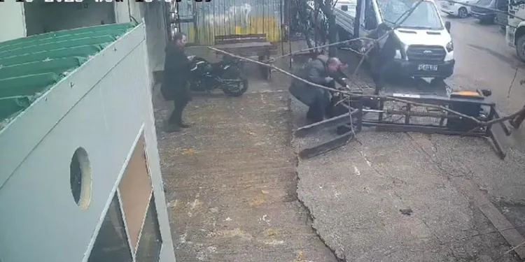 Bursa’da stajyer öğrenci transpaletin altında kaldı