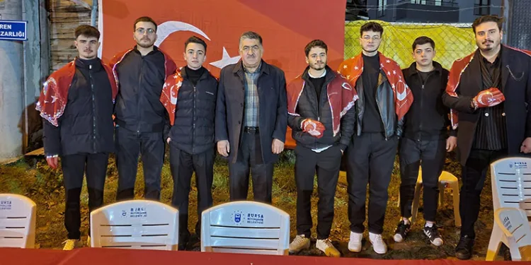 Bursa’da askere gidecek gençler için program düzenlendi