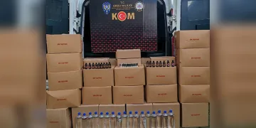 Pencereden düşen yaşlı kadın hayatını kaybetti