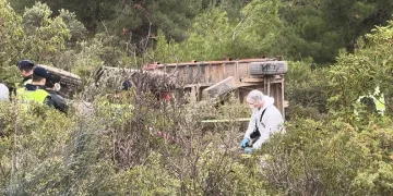 Bursa’da traktör şarampole yuvarlandı