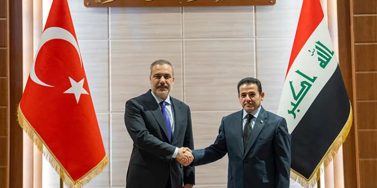 Dışişleri Bakanı Fidan, Irak Ulusal Güvenlik Danışmanı Araci ile görüştü
