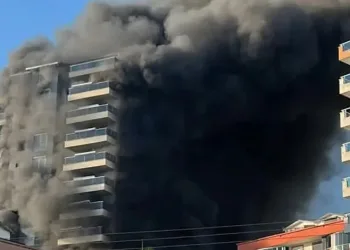 Antalya’da otel inşaatında yangın