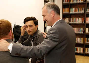 İnegöllü gençlere eğitim yardımı