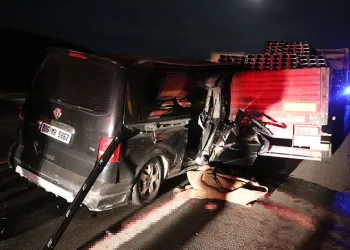 Mersin’de uyuşturucu ve silah ticareti yapan 3 şüpheli tutuklandı