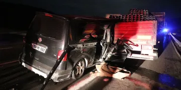 Mersin’de uyuşturucu ve silah ticareti yapan 3 şüpheli tutuklandı