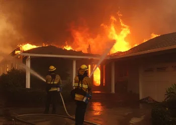 Los Angeles’ta sokağa çıkma yasağı