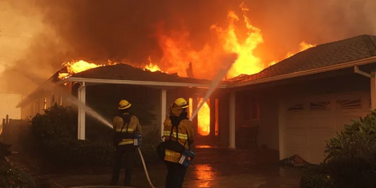 Los Angeles’ta sokağa çıkma yasağı