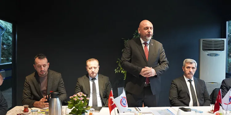 Bekir Aydın muhtarlarla buluştu