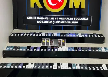 Çiğ köfte aldıktan sonra cüzdanını düşürdü, güvenlik kamerasını izleyince şoke oldu