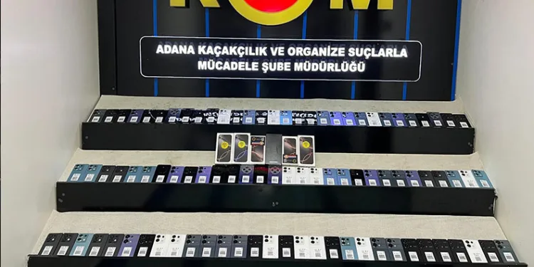 Çiğ köfte aldıktan sonra cüzdanını düşürdü, güvenlik kamerasını izleyince şoke oldu