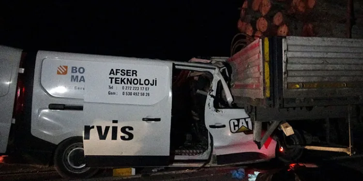 Niğde’de feci kaza: 2 ölü, 1 ağır yaralı
