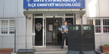 Ticaret Bakanlığı ekipleri lüks araç vurgununa engel oldu