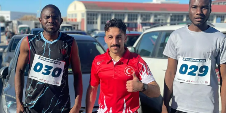 Yenişehir Belediye sporlu koşucu Kıbrıs’taki yarışta 2.oldu
