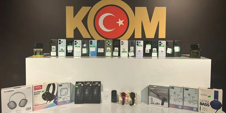 Kız kardeşinin okumasını istemeyip 5 öğretmene saldıran ağabeye 8 yıl 6 ay hapis cezası