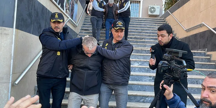 Bolu’da lise öğrencisi kendini yaraladı