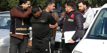 Ölümle sonuçlanan hasarlı kaza tartışması şüphelisi 4 kişi adliyeye sevk edildi