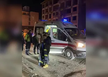 Mersin’de uyuşturucu ve silah ticareti yapan 3 şüpheli tutuklandı