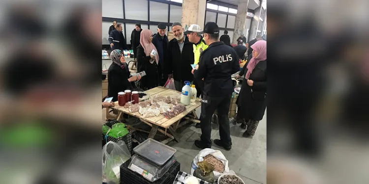 Camiyi kundaklayan psikolojik sorunları olan şahıs yakalandı