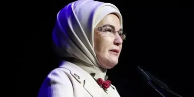 Kırıkhan’da PVC fabrikasında çıkan yangın söndürüldü