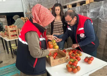 Üniversitede 20 öğrenci zehirlenme şüphesiyle hastaneye kaldırıldı