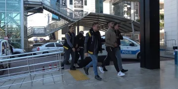 Niğde’de feci kaza: 2 ölü, 1 ağır yaralı