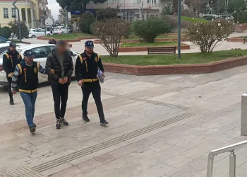 Günün en acı görüntüsü: 66 kişinin ölmesi kayak keyfine engel olmadı