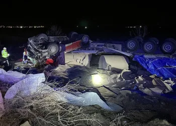 Uşak’ta polis ve jandarmadan okul çevreleri ve servislere sıkı denetim
