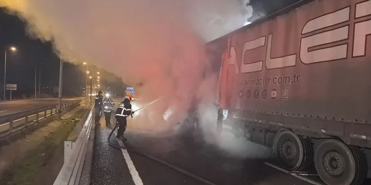 Bursa’da kaza yapan tır alev aldı: 1 ölü, 1 yaralı