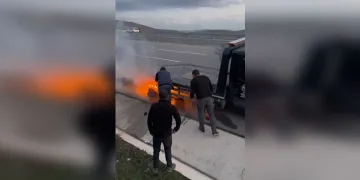 Iğdır’da akaryakıt kaçakçılığı operasyonu: 2 bin 463 litre kaçak akaryakıt ele geçirildi