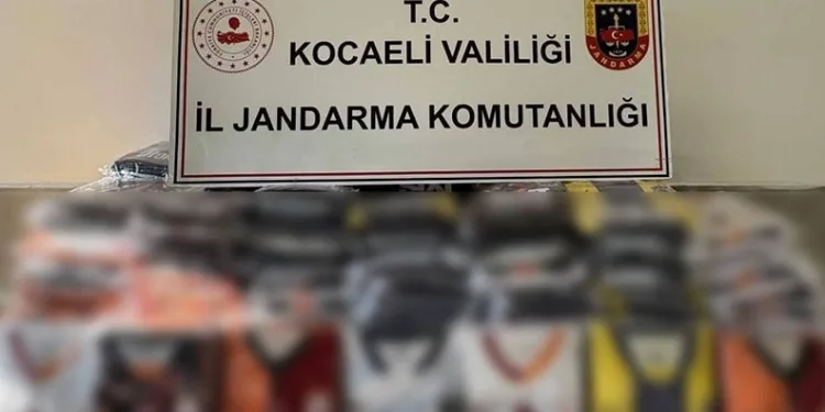 6 bin litre kaçak akaryakıt ele geçirildi