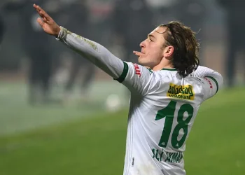 Ali Akman leblebiler diyarına transfer oldu