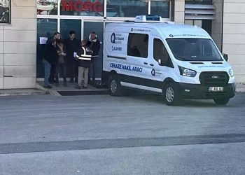 Ticaret Bakanlığı ekipleri lüks araç vurgununa engel oldu