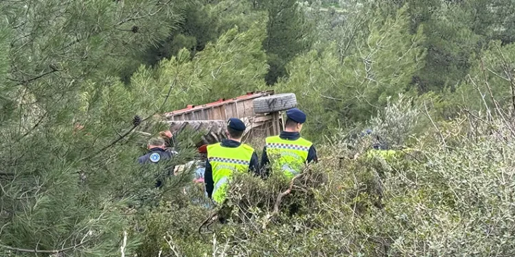 Bursa’da traktör şarampole yuvarlandı