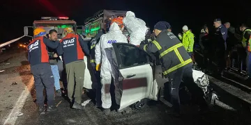 Niğde’de feci kaza: 2 ölü, 1 ağır yaralı
