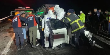 Niğde’de feci kaza: 2 ölü, 1 ağır yaralı