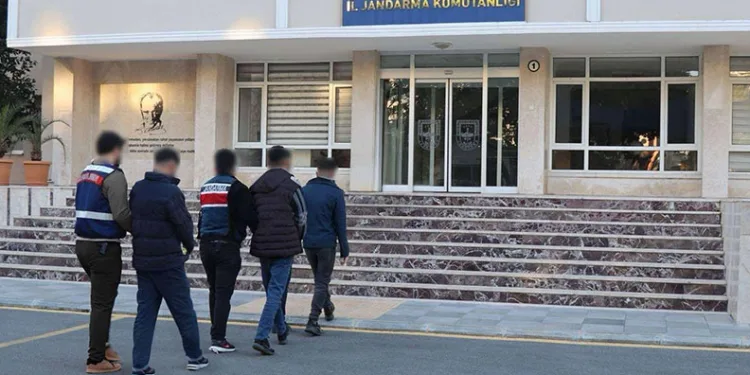 Aracına çakar lamba taktırdı, 161 bin lira ceza yedi