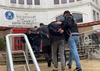 Otomobille çarpışan motosikletli genç, 11 günlük yaşam savaşını kaybetti