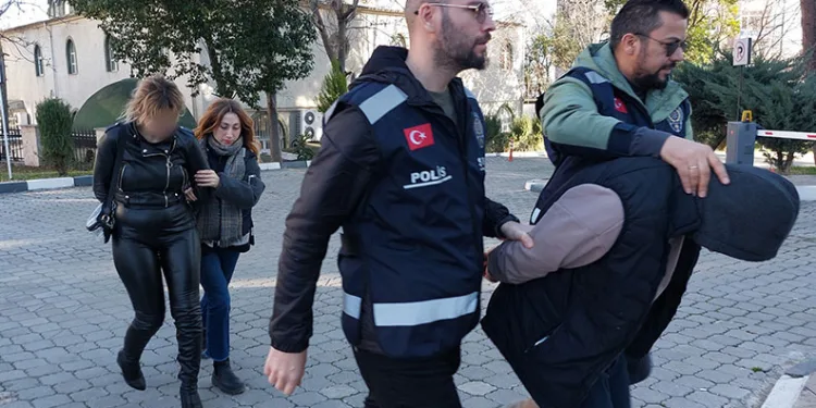 Facia otelinde adı geçen denetleme şirketinin sorumlusu adliyede