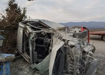 Batman’da balkondan düşen kadın hayatını kaybetti