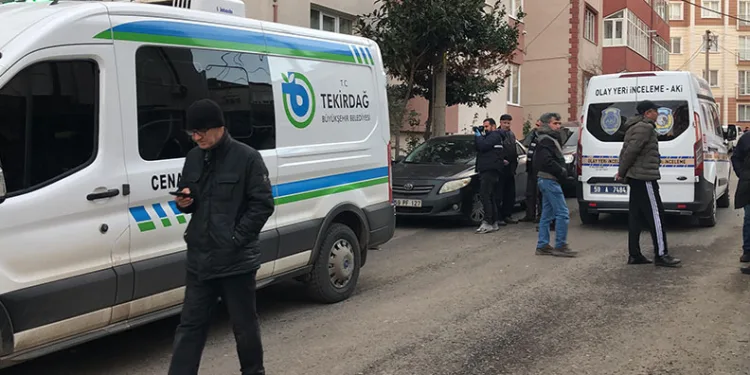Uyuşturucu maddeyle yakalanan 2 şahıstan 1’i tutuklandı